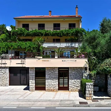 Lara Apartment Mali Losinj