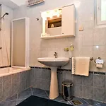 Lara Appartement *