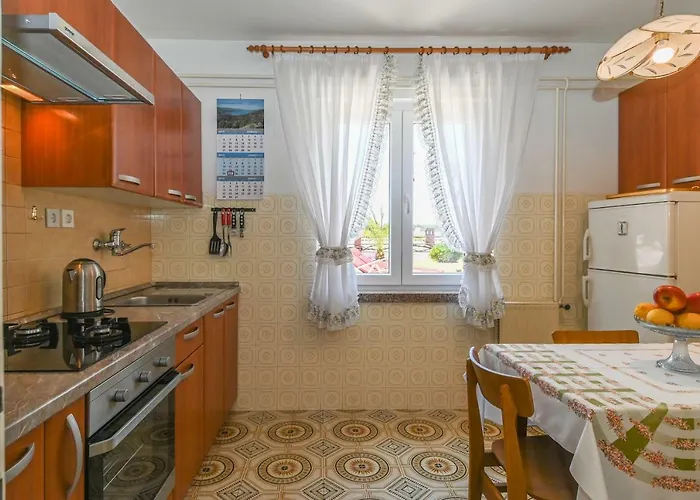 Lara Apartment